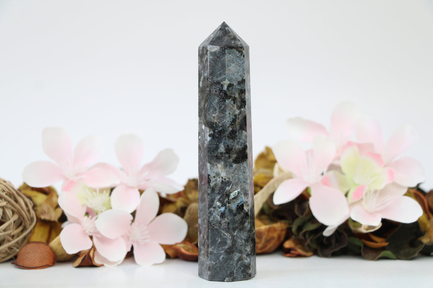 Healing Crystal for Meditation and Chakra Balancing