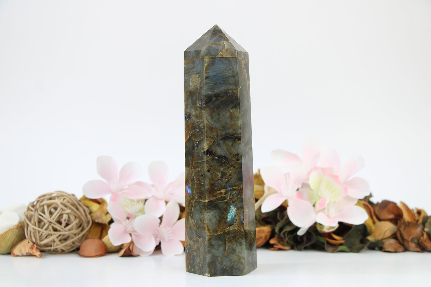 Healing Crystal for Meditation and Chakra Balancing