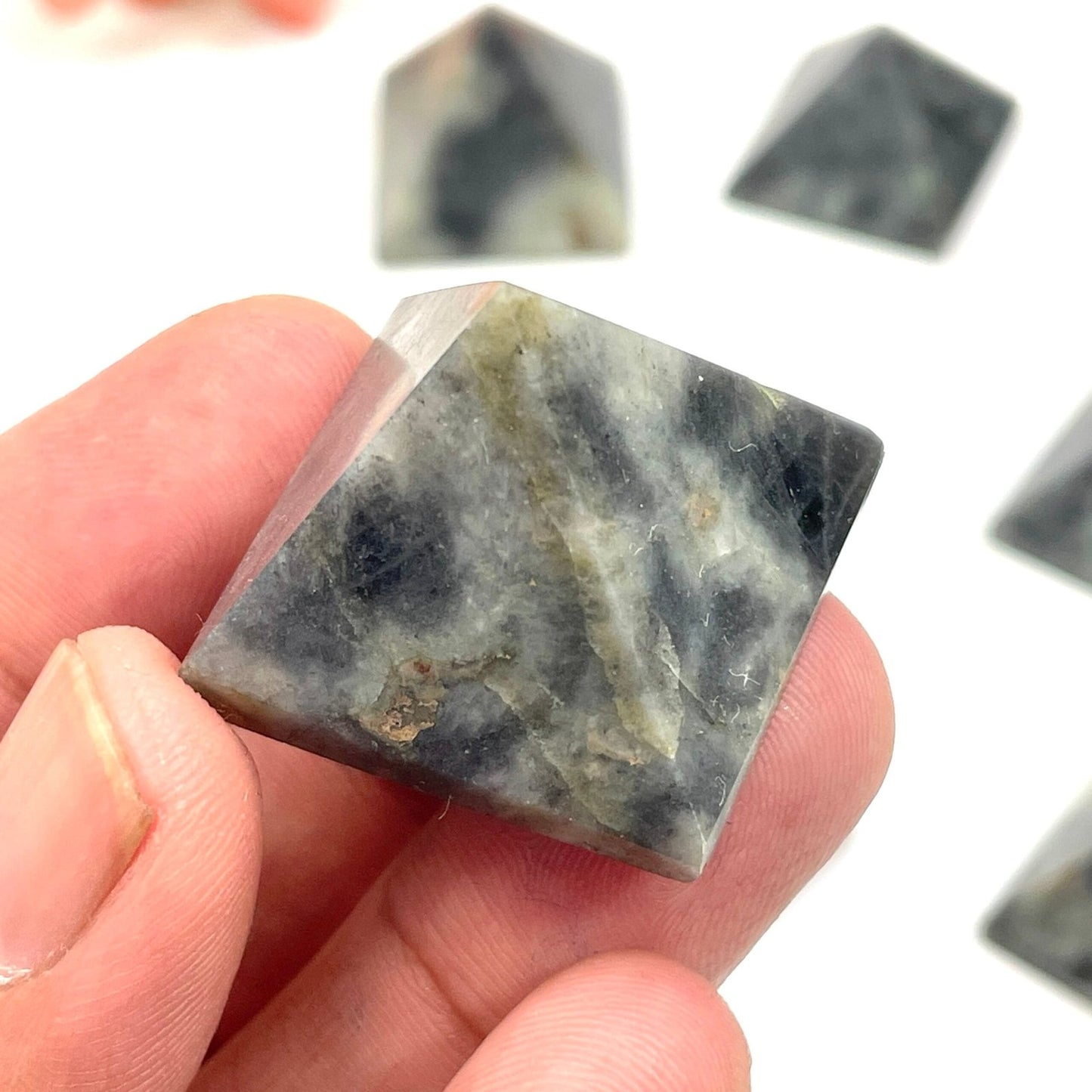 Healing Crystal for Meditation and Chakra Balancing