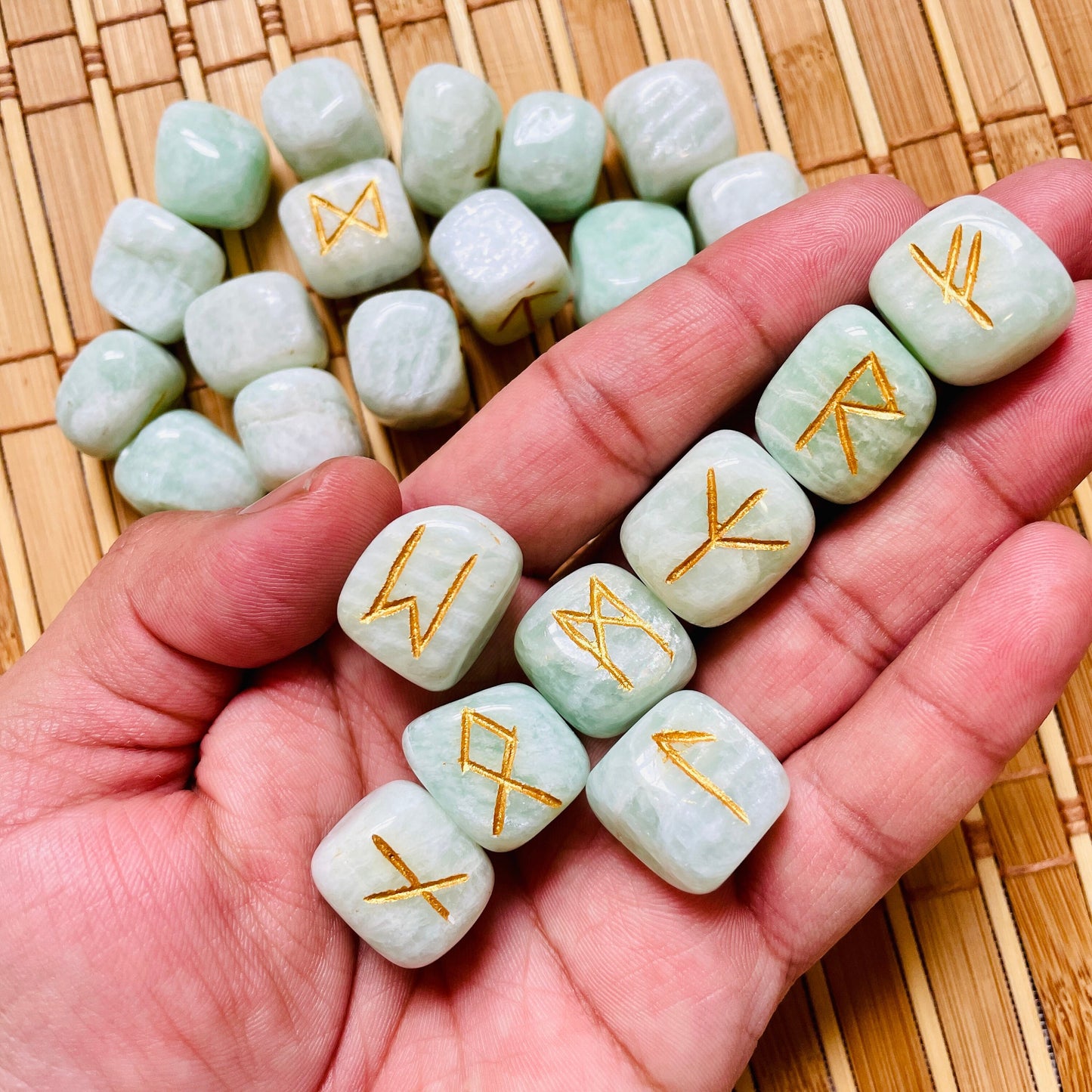 Healing Crystal for Meditation and Chakra Balancing