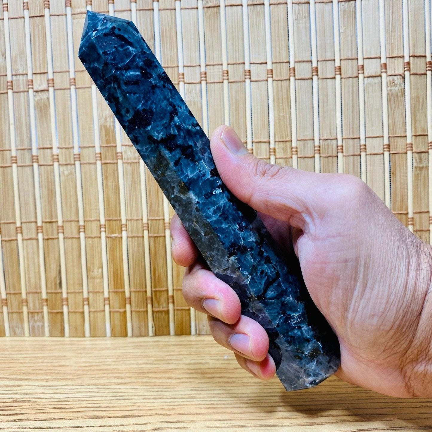 Healing Crystal for Meditation and Chakra Balancing