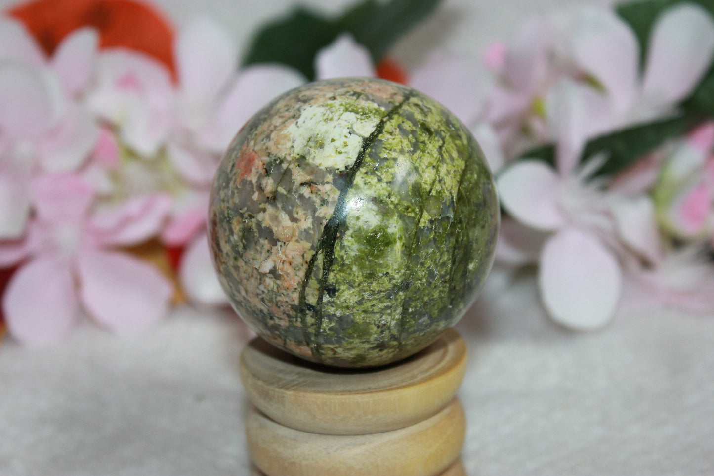 Healing Crystal for Meditation and Chakra Balancing