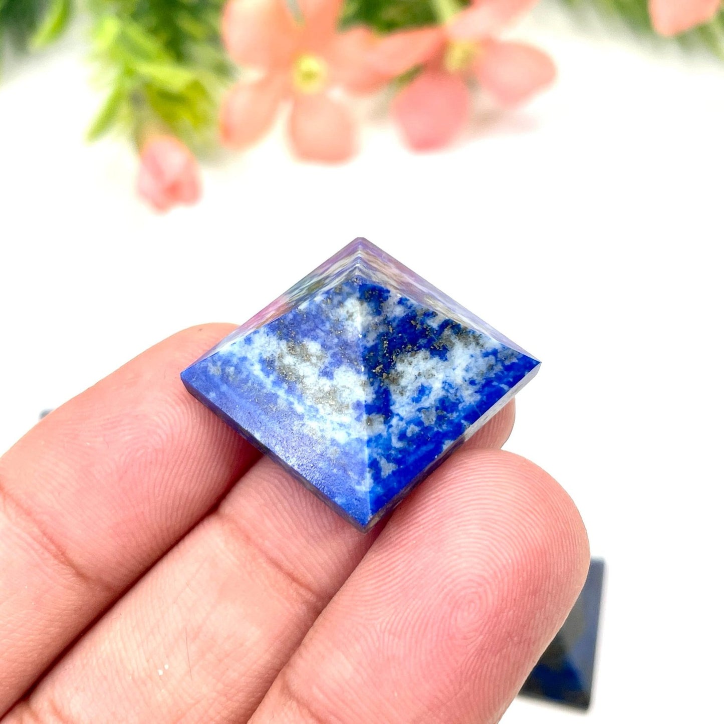 Healing Crystal for Meditation and Chakra Balancing