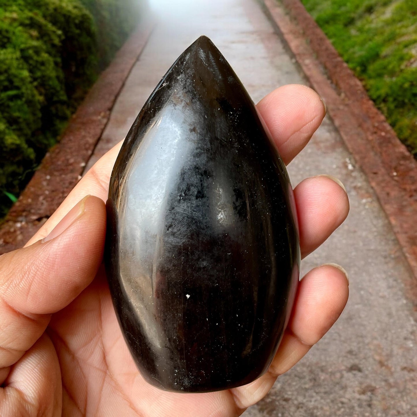 Healing Crystal for Meditation and Chakra Balancing