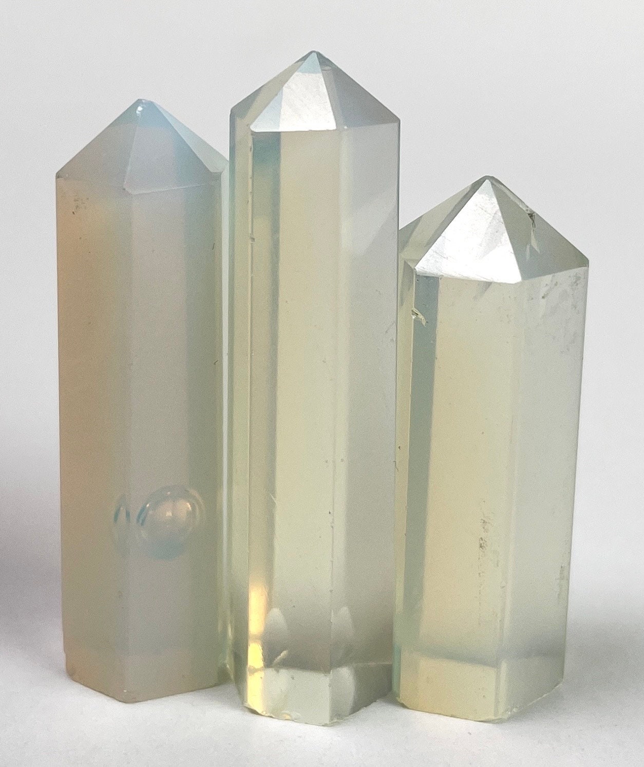 Healing Crystal for Meditation and Chakra Balancing