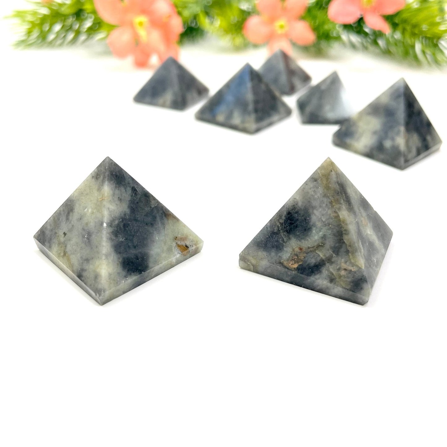 Healing Crystal for Meditation and Chakra Balancing