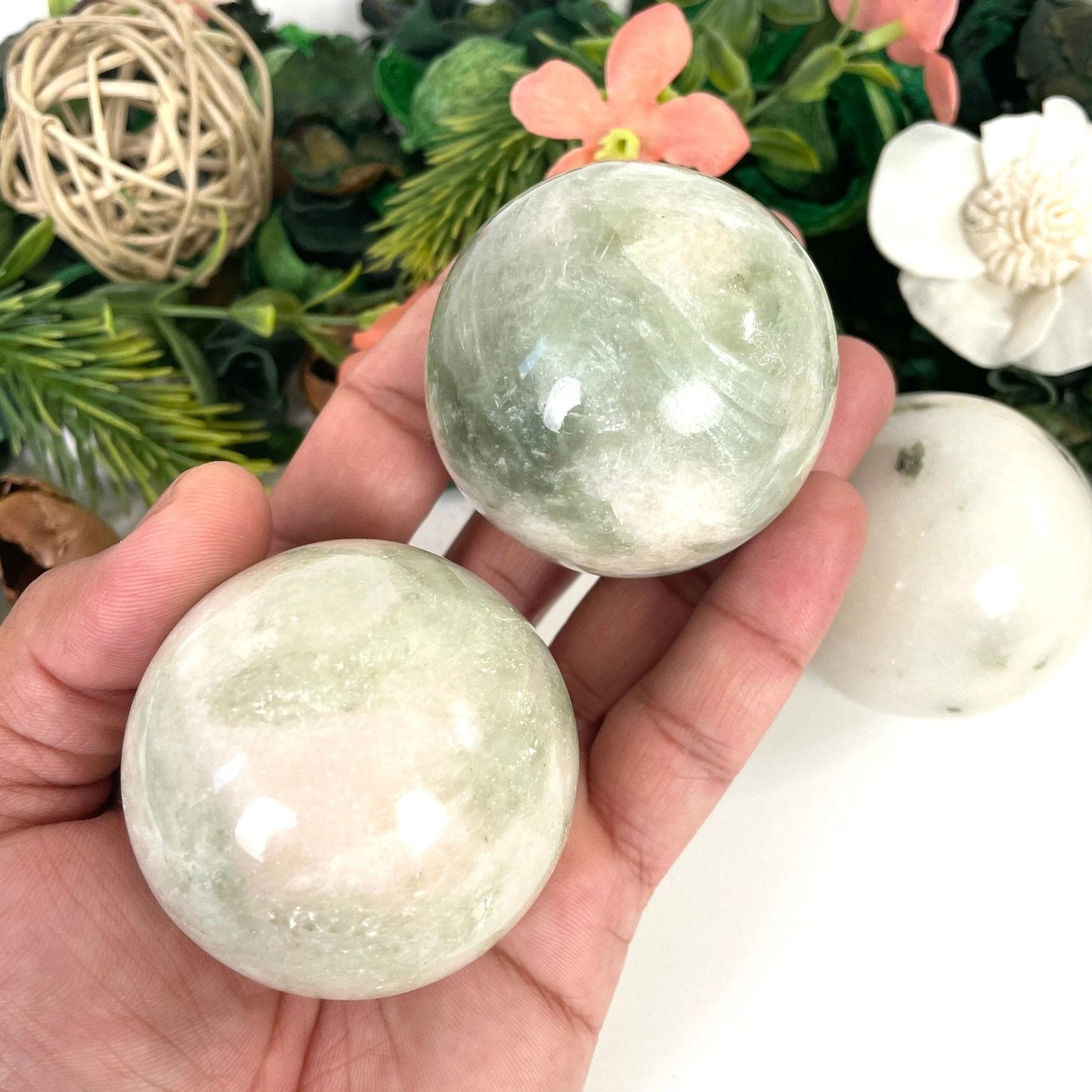 Healing Crystal for Meditation and Chakra Balancing