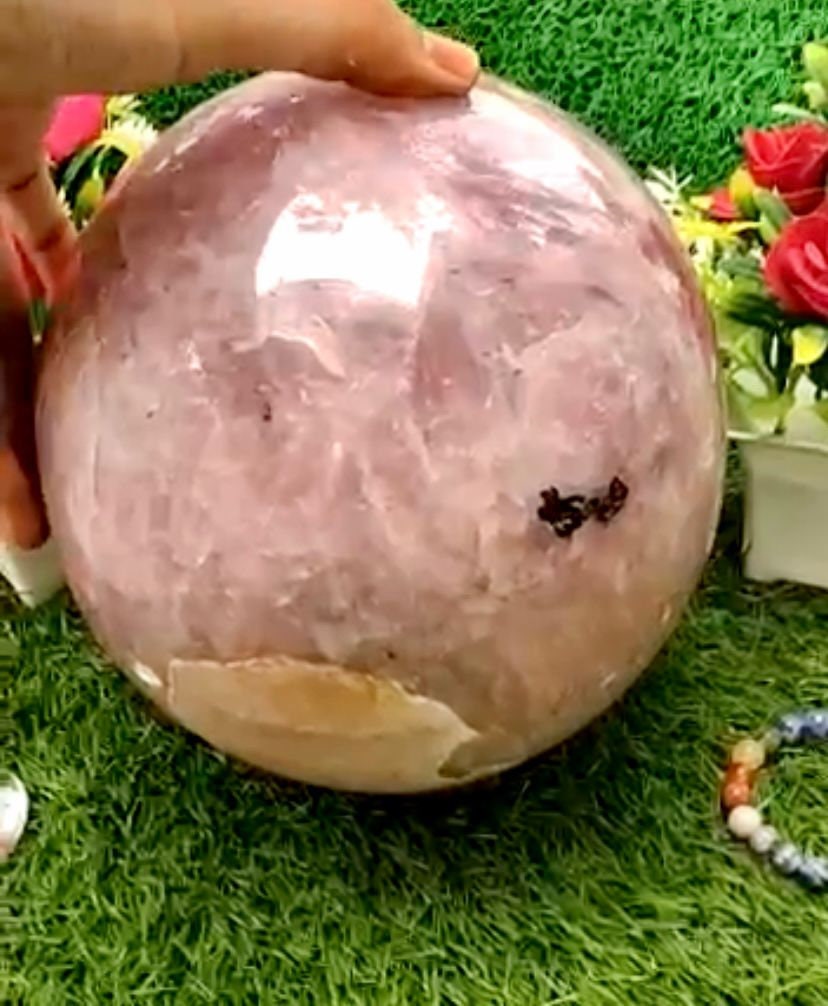 Healing Crystal for Meditation and Chakra Balancing