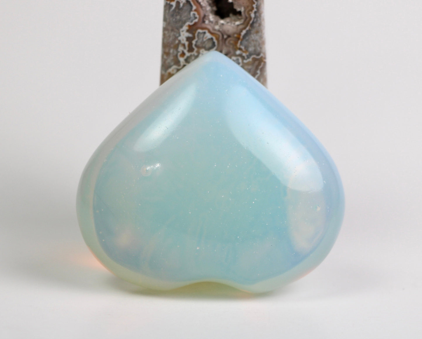 Healing Crystal for Meditation and Chakra Balancing