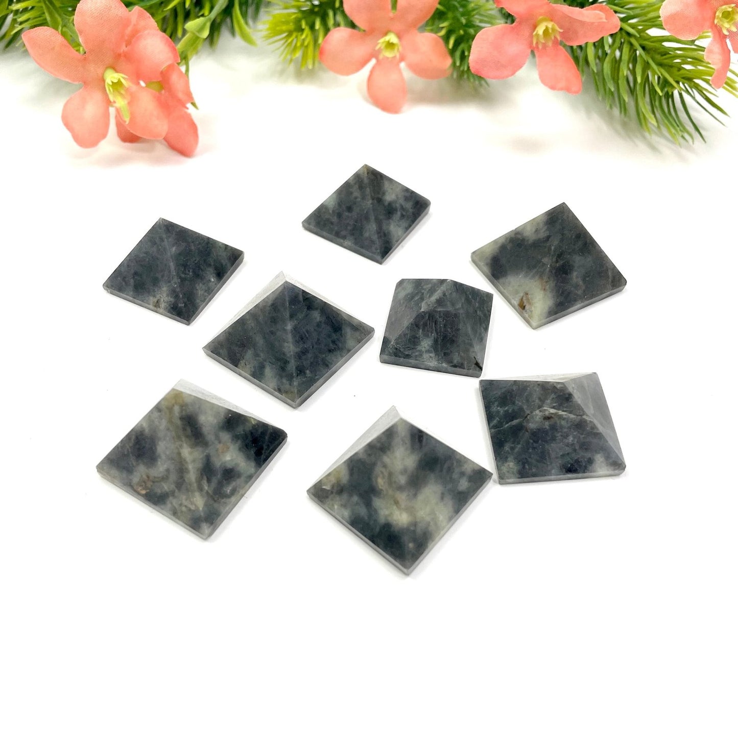 Healing Crystal for Meditation and Chakra Balancing
