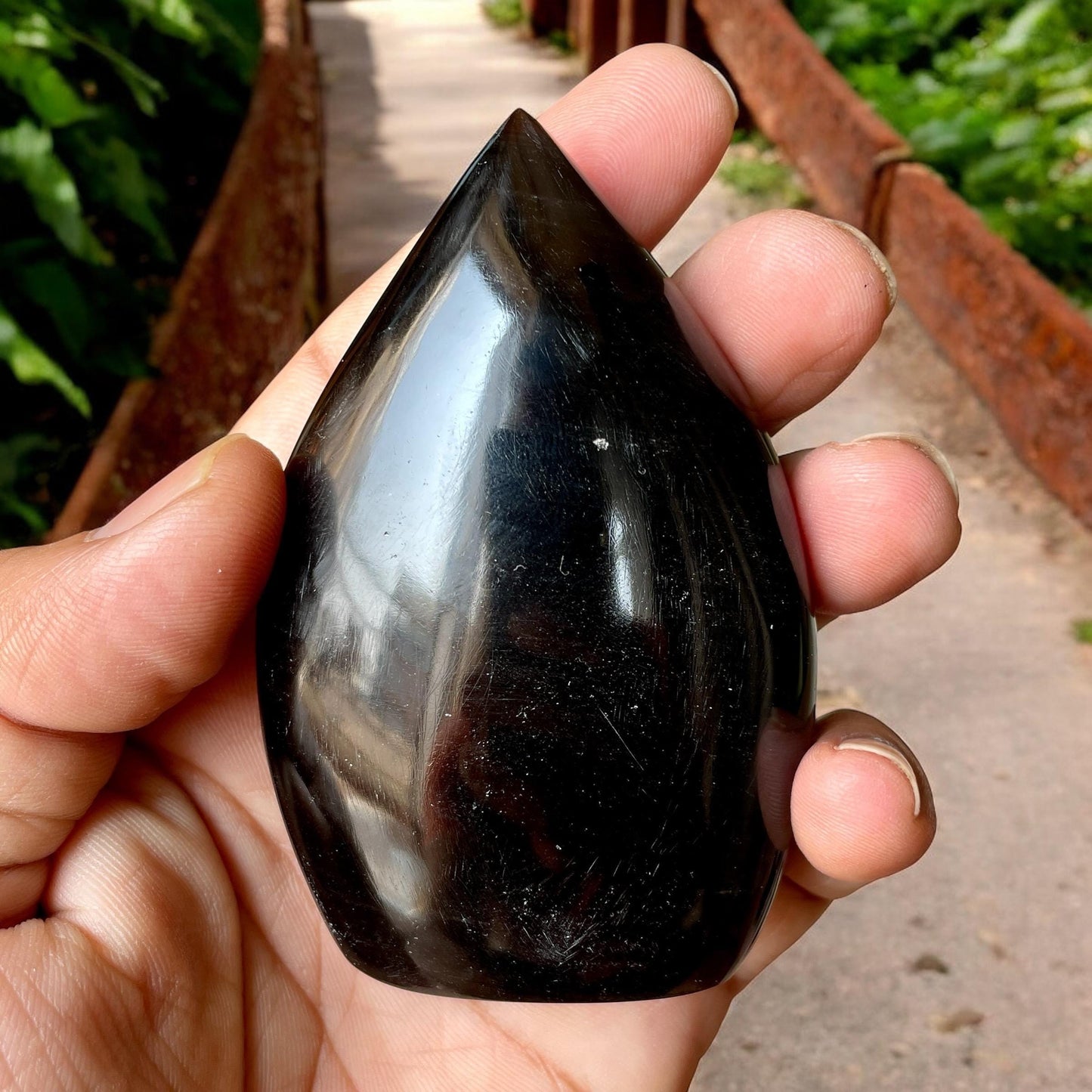 Healing Crystal for Meditation and Chakra Balancing