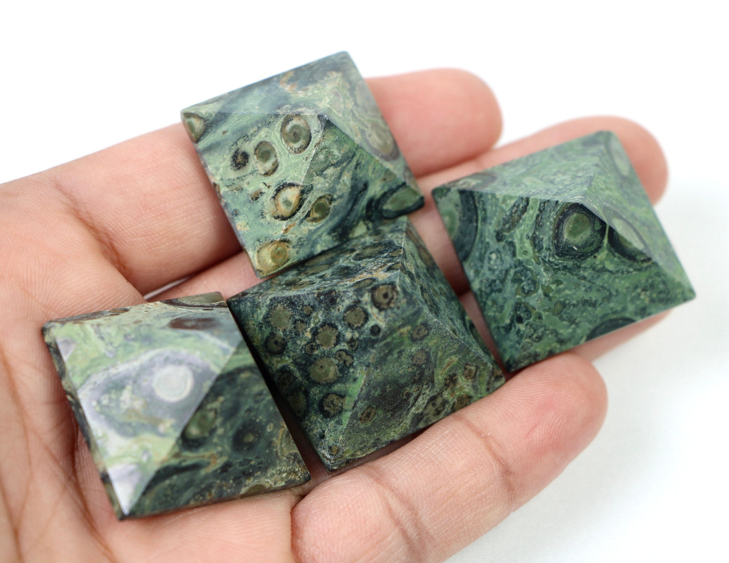 Healing Crystal for Meditation and Chakra Balancing