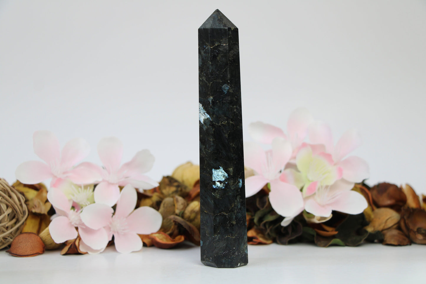 Healing Crystal for Meditation and Chakra Balancing