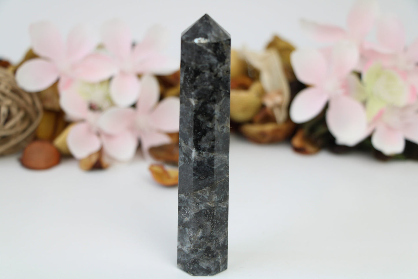 Healing Crystal for Meditation and Chakra Balancing