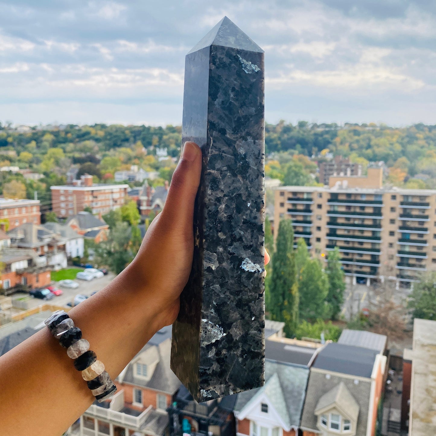 Healing Crystal for Meditation and Chakra Balancing