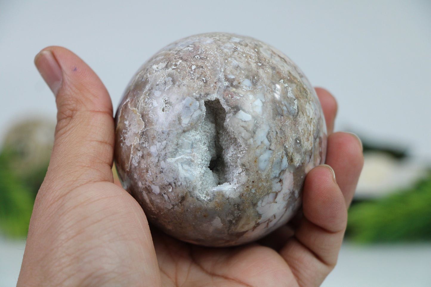Healing Crystal for Meditation and Chakra Balancing