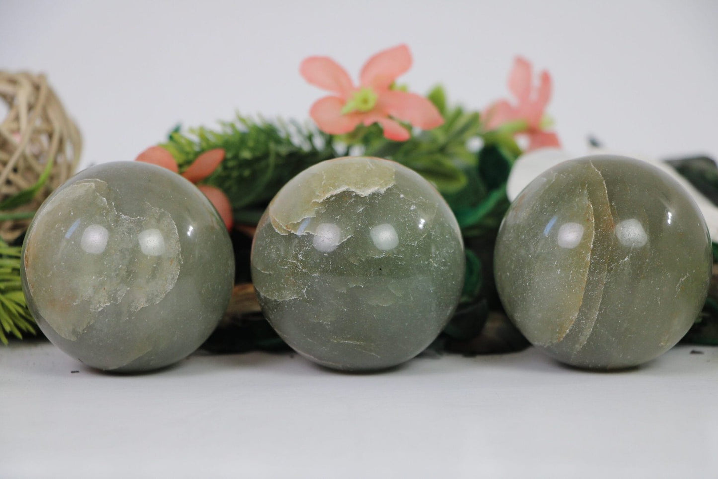 Healing Crystal for Meditation and Chakra Balancing