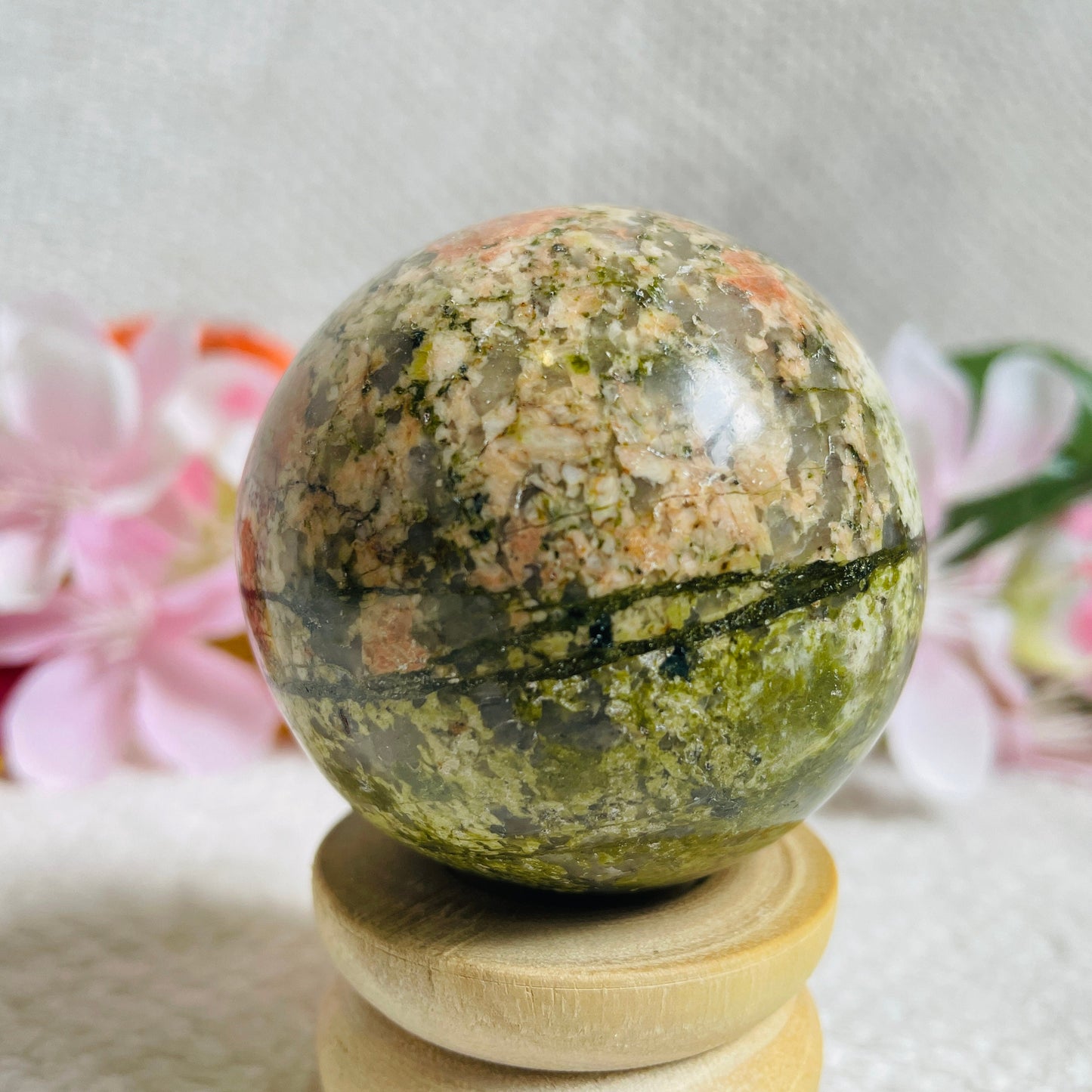 Healing Crystal for Meditation and Chakra Balancing