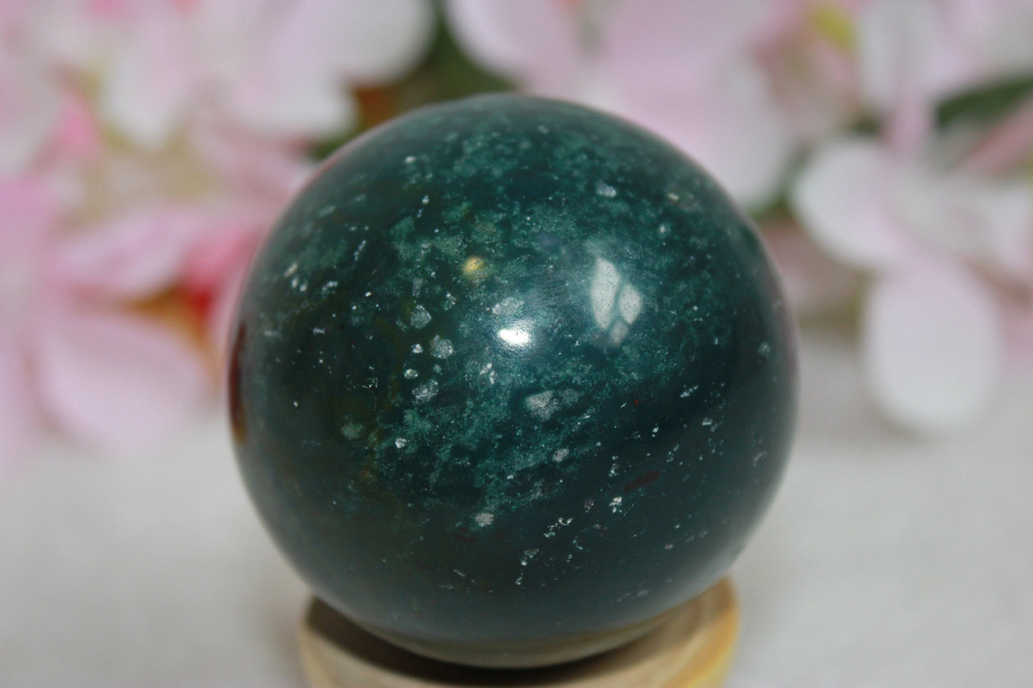 Healing Crystal for Meditation and Chakra Balancing