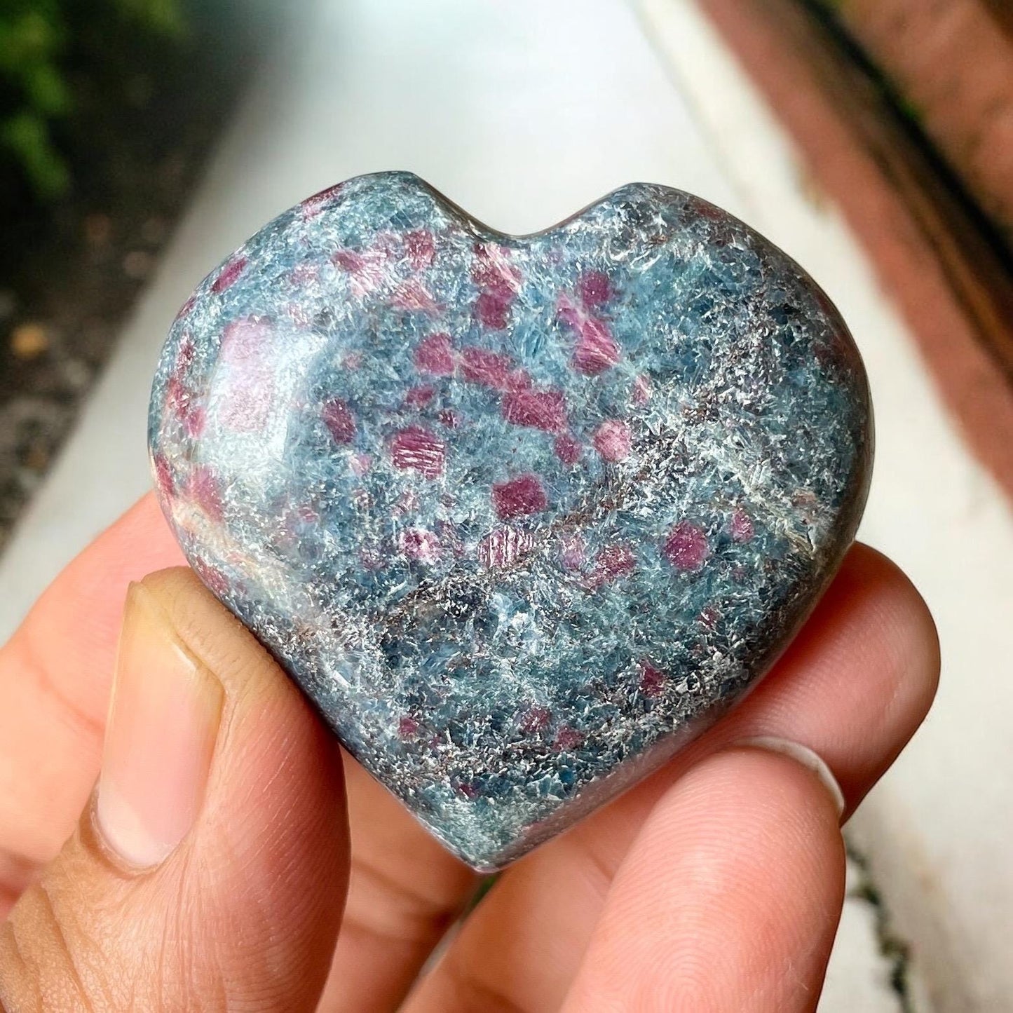 Healing Crystal for Meditation and Chakra Balancing