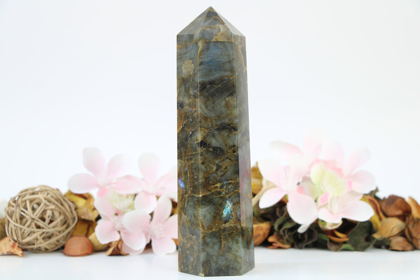 Healing Crystal for Meditation and Chakra Balancing