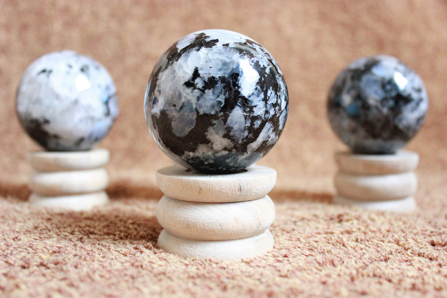 Healing Crystal for Meditation and Chakra Balancing