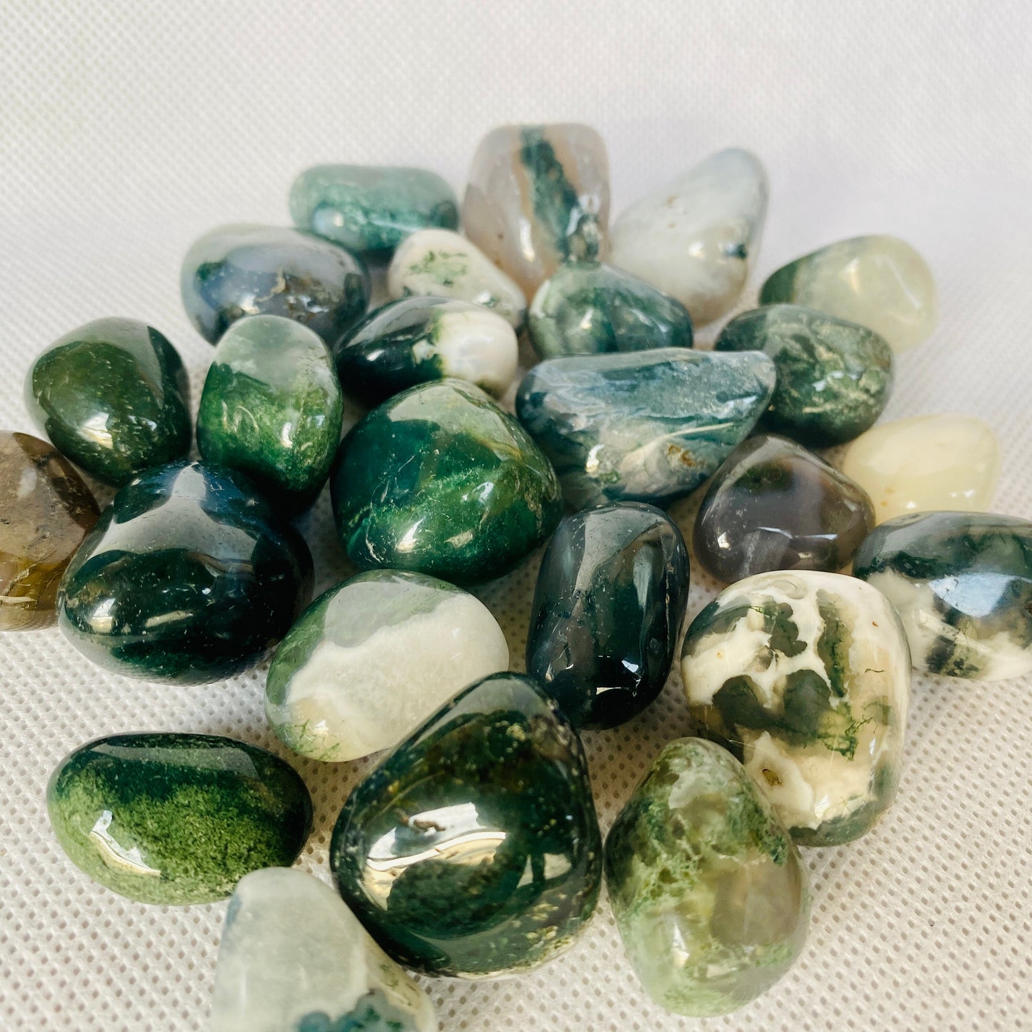 Healing Crystal for Meditation and Chakra Balancing