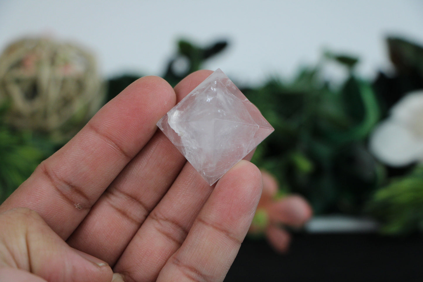 Healing Crystal for Meditation and Chakra Balancing