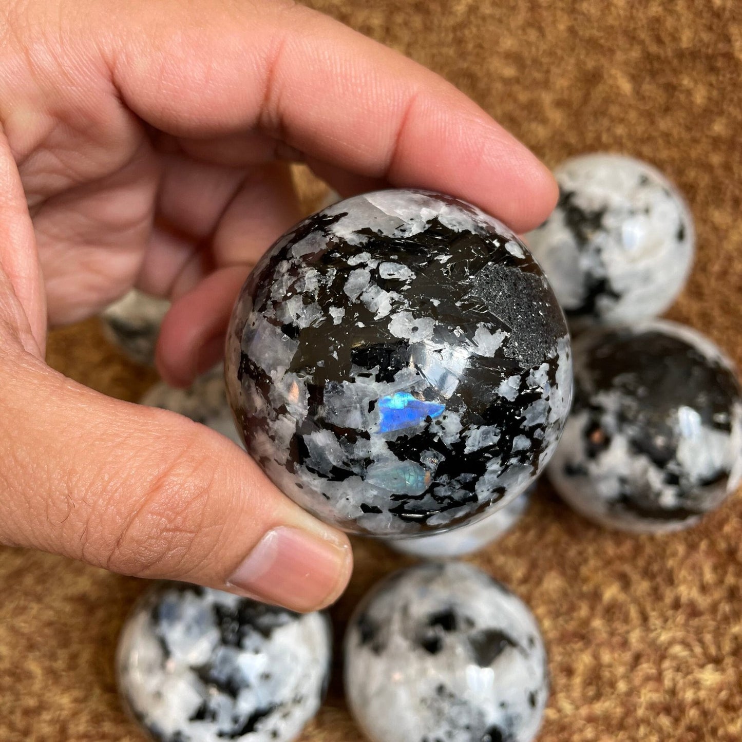 Healing Crystal for Meditation and Chakra Balancing