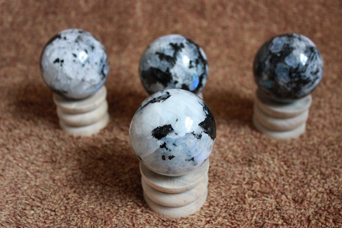 Healing Crystal for Meditation and Chakra Balancing