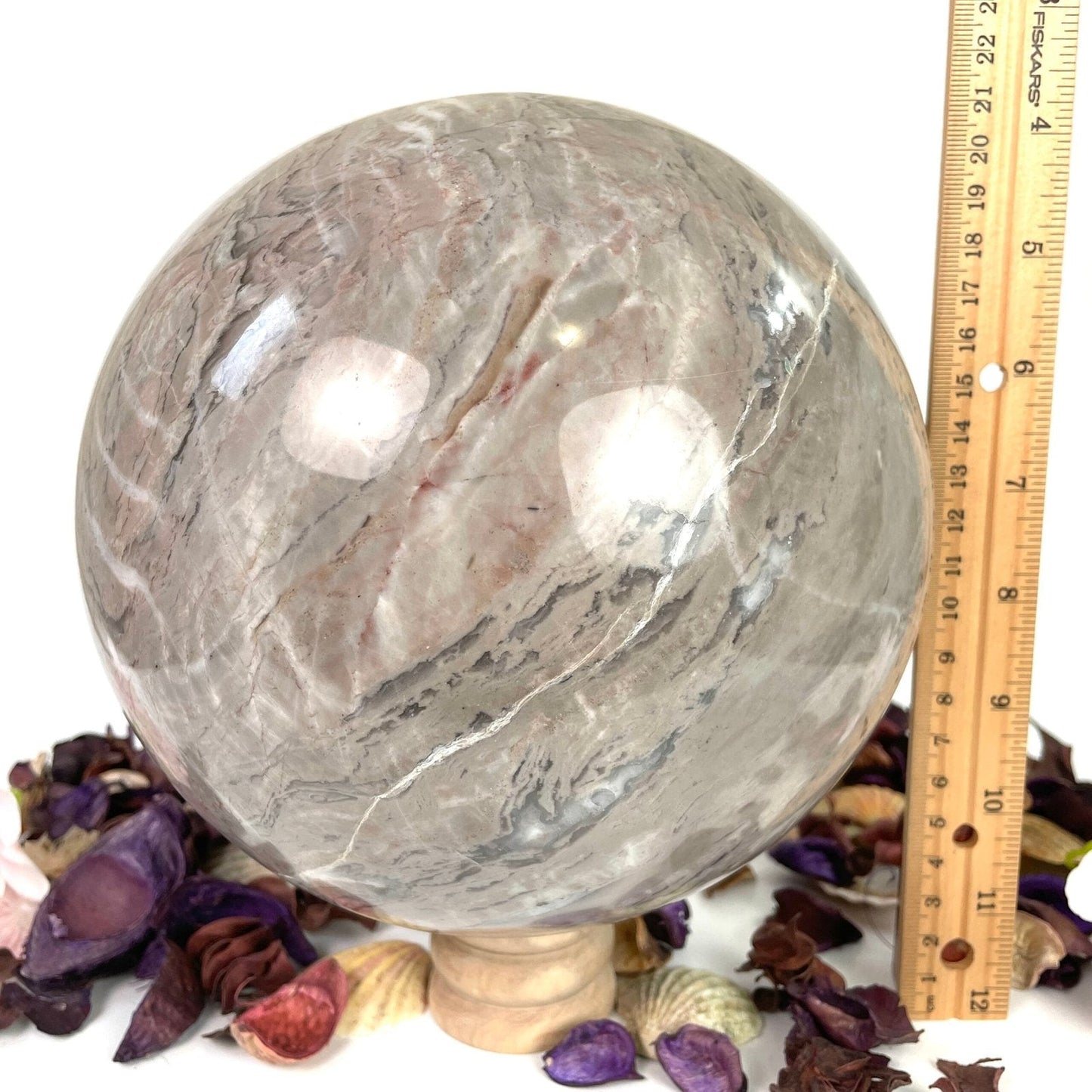 Healing Crystal for Meditation and Chakra Balancing