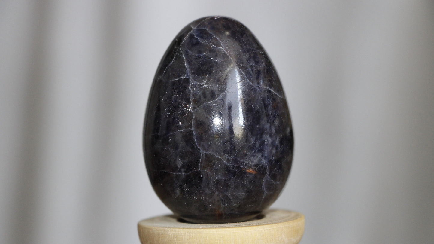 Healing Crystal for Meditation and Chakra Balancing