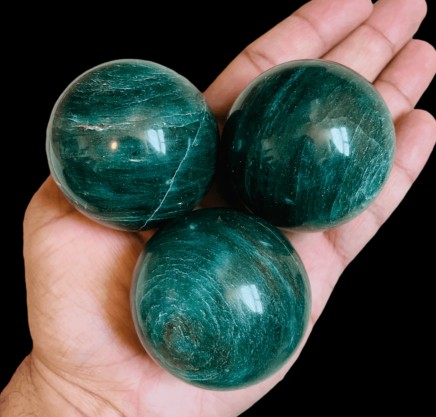 Green Mica Crystal Sphere – Grounding & Healing Crystal | Natural Energy Stone - Healing Crystal for Energy, Meditation, and Balance