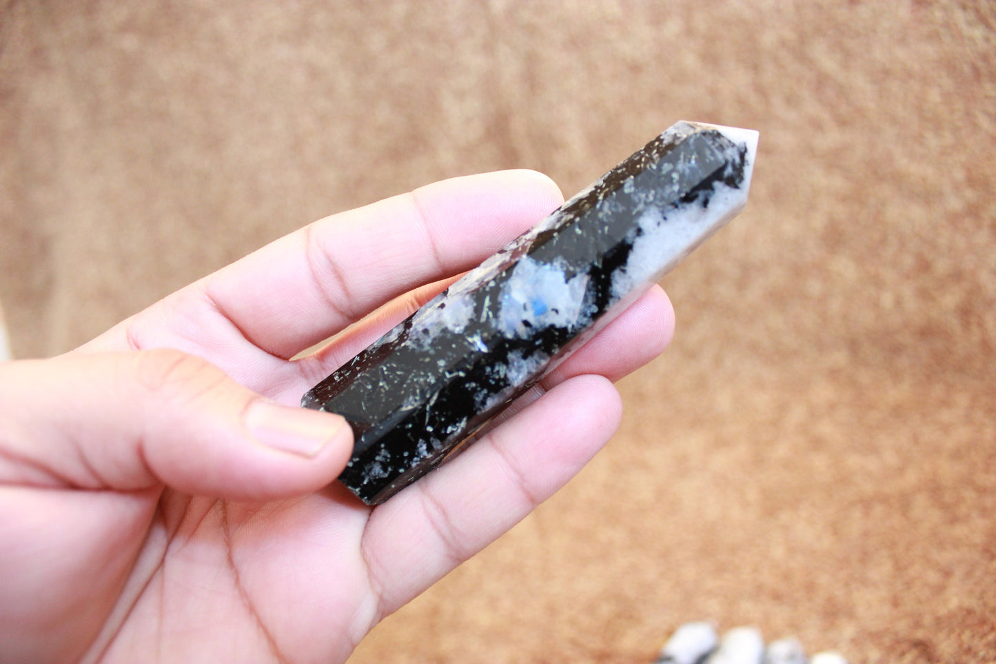 Healing Crystal for Meditation and Chakra Balancing