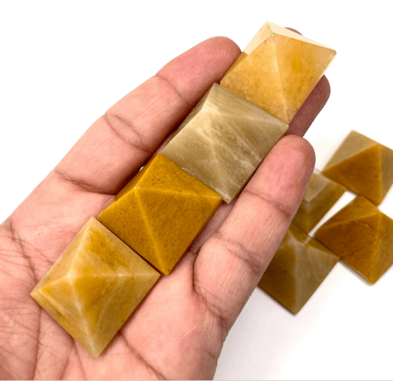 Healing Crystal for Meditation and Chakra Balancing