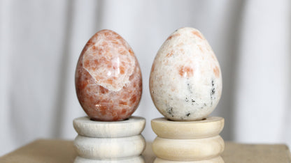 Sunstone Egg Crystal 160 G, Crystal Egg - Healing Crystal for Energy, Meditation, and Balance