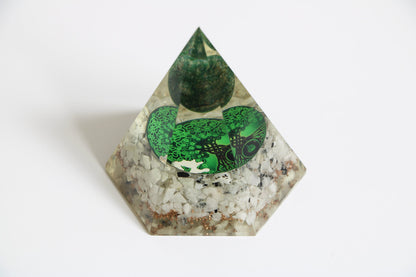 Healing Crystal for Meditation and Chakra Balancing