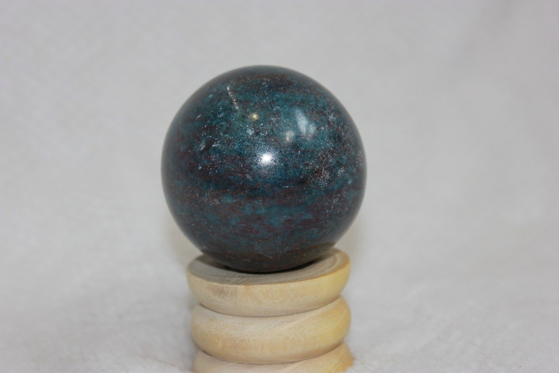Healing Crystal for Meditation and Chakra Balancing