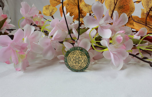 Green Aventurine Merkaba Orgone Pendant | Flower Of Life | Green Orgone |Orgonite Pendant | Orgone Necklace | Reiki Pendant - Healing Crystal for Energy, Meditation, and Balance