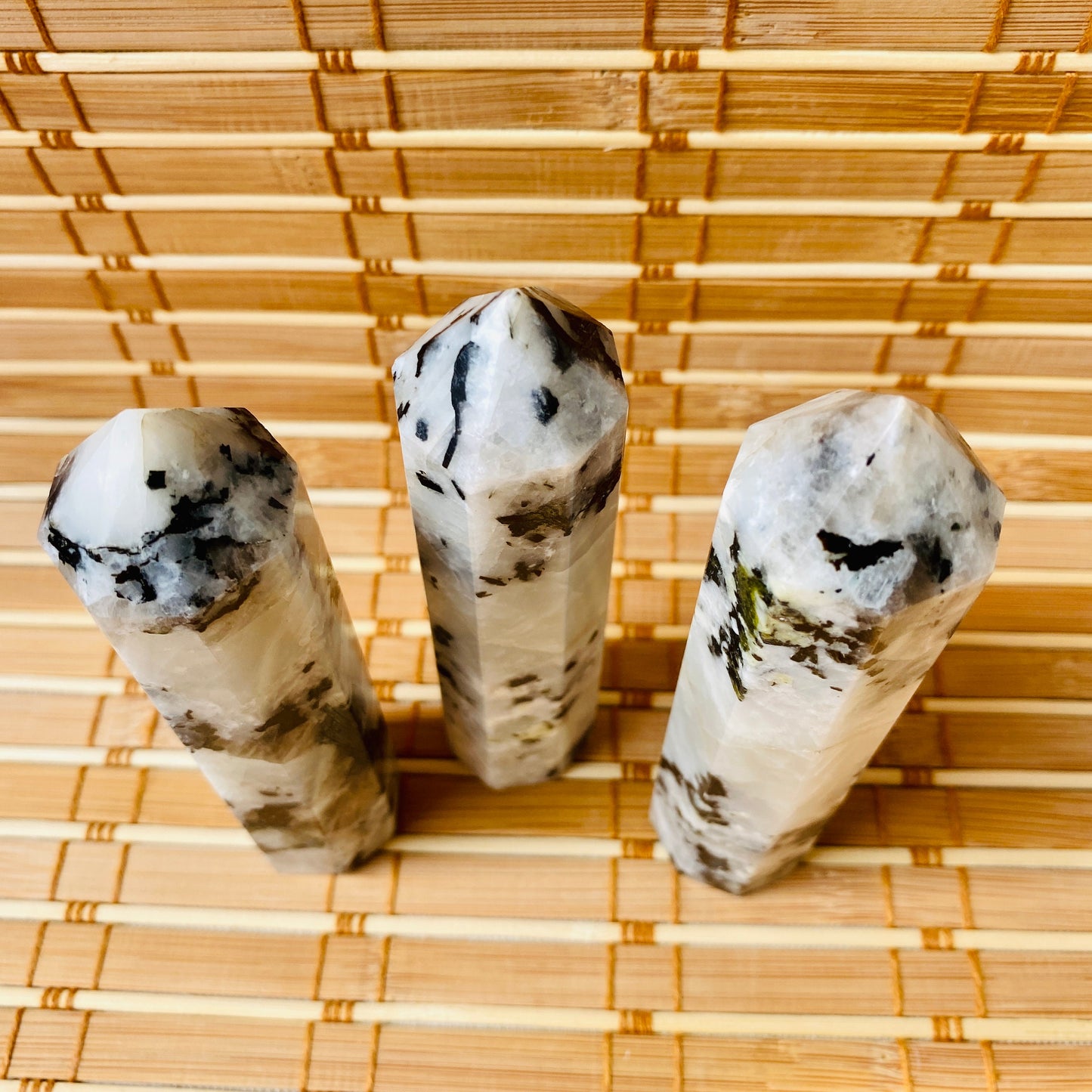 Healing Crystal for Meditation and Chakra Balancing