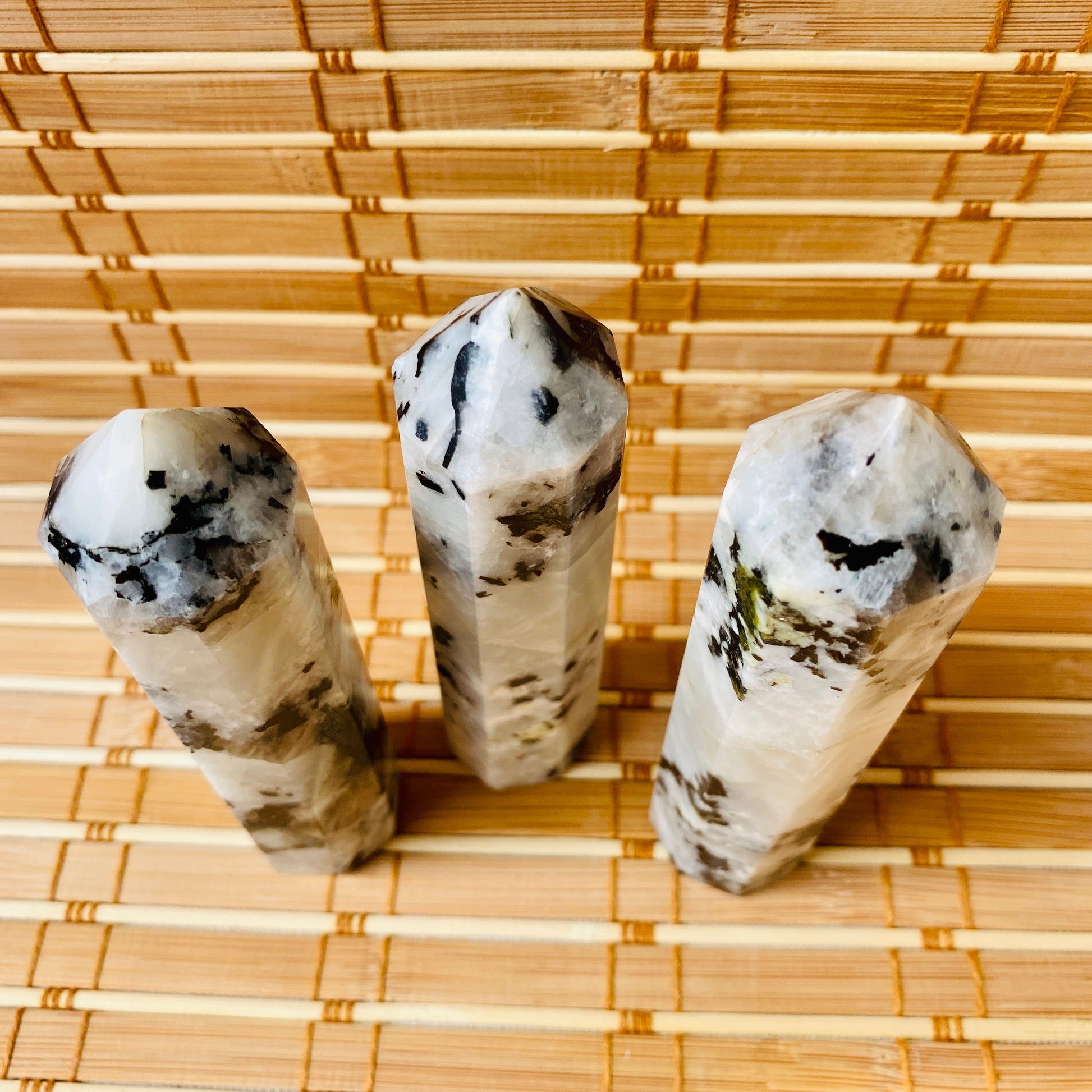 Healing Crystal for Meditation and Chakra Balancing