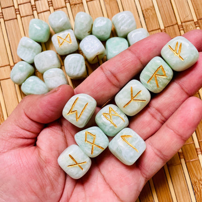 Healing Crystal for Meditation and Chakra Balancing