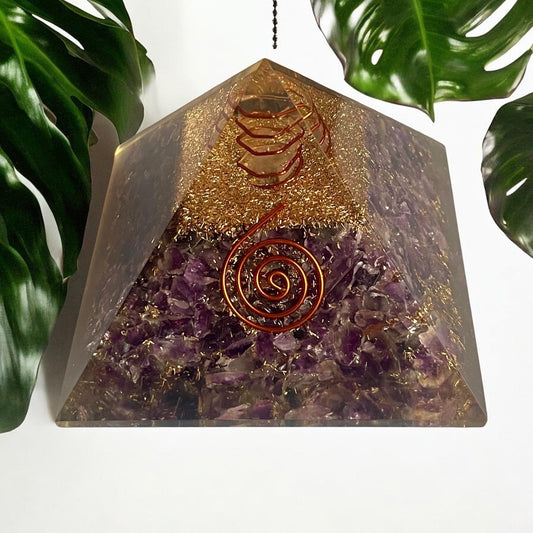 Amethyst Orgone Pyramid (70-75mm) – Peace, Protection, and Spiritual Growth Orgone Pyramids 70-75 mm | Healing Crystal - Healing Crystal for Energy, Meditation, and Balance