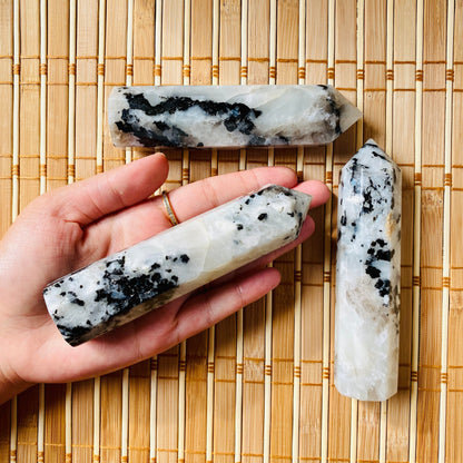 Healing Crystal for Meditation and Chakra Balancing