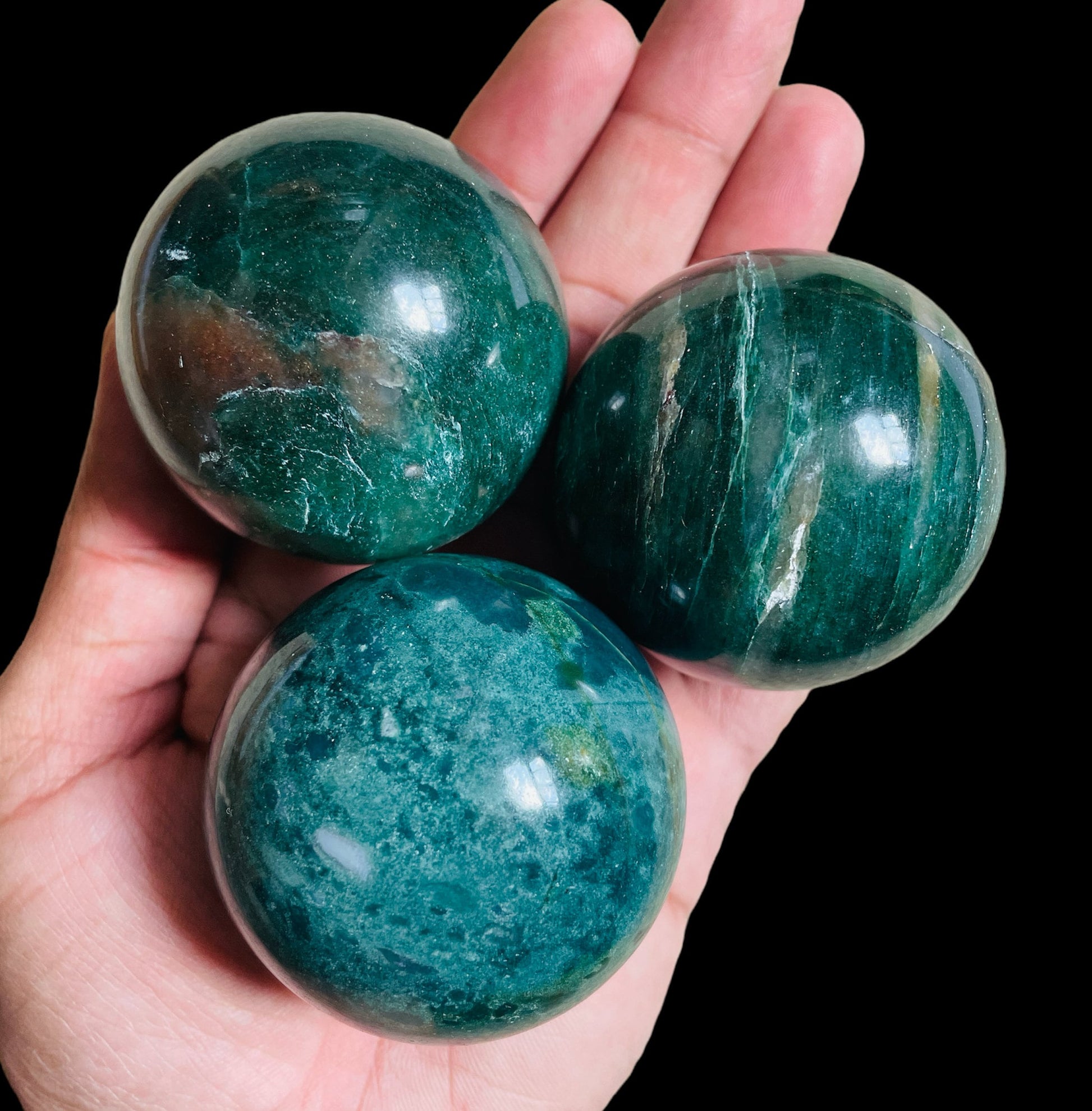 Healing Crystal for Meditation and Chakra Balancing