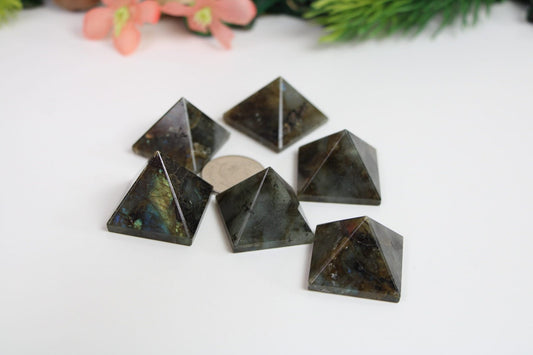 Labradorite Crystal Pyramid, Labradorite Healing Pyramid, Crystal Pyramid for Crystal Grid - Healing Crystal for Energy, Meditation, and Balance
