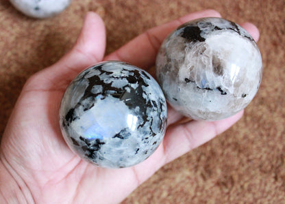 Healing Crystal for Meditation and Chakra Balancing
