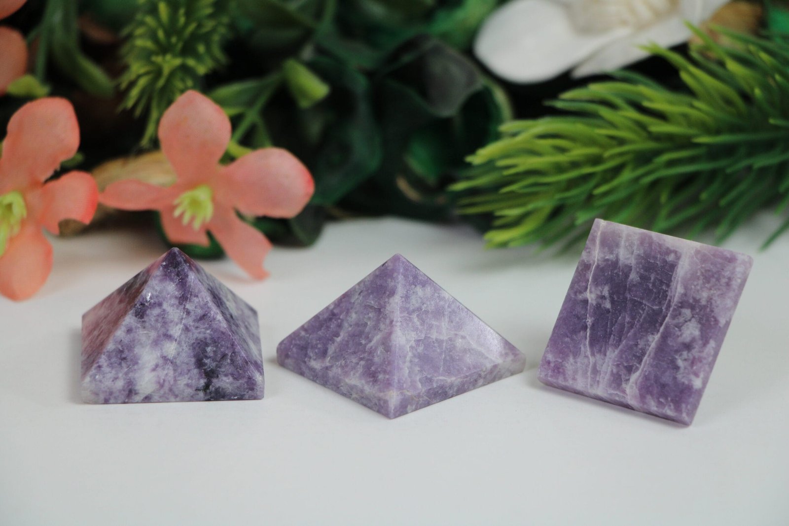 Healing Crystal for Meditation and Chakra Balancing