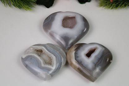 White Agate Druzy Quartz Heart, Crystal Geode Agate Heart Carving, Healing Druzy agate - Healing Crystal for Energy, Meditation, and Balance