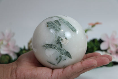Healing Crystal for Meditation and Chakra Balancing